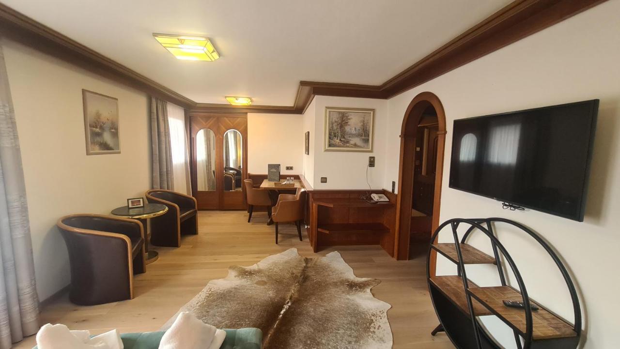 Hotel Tyrolis Цирль Экстерьер фото